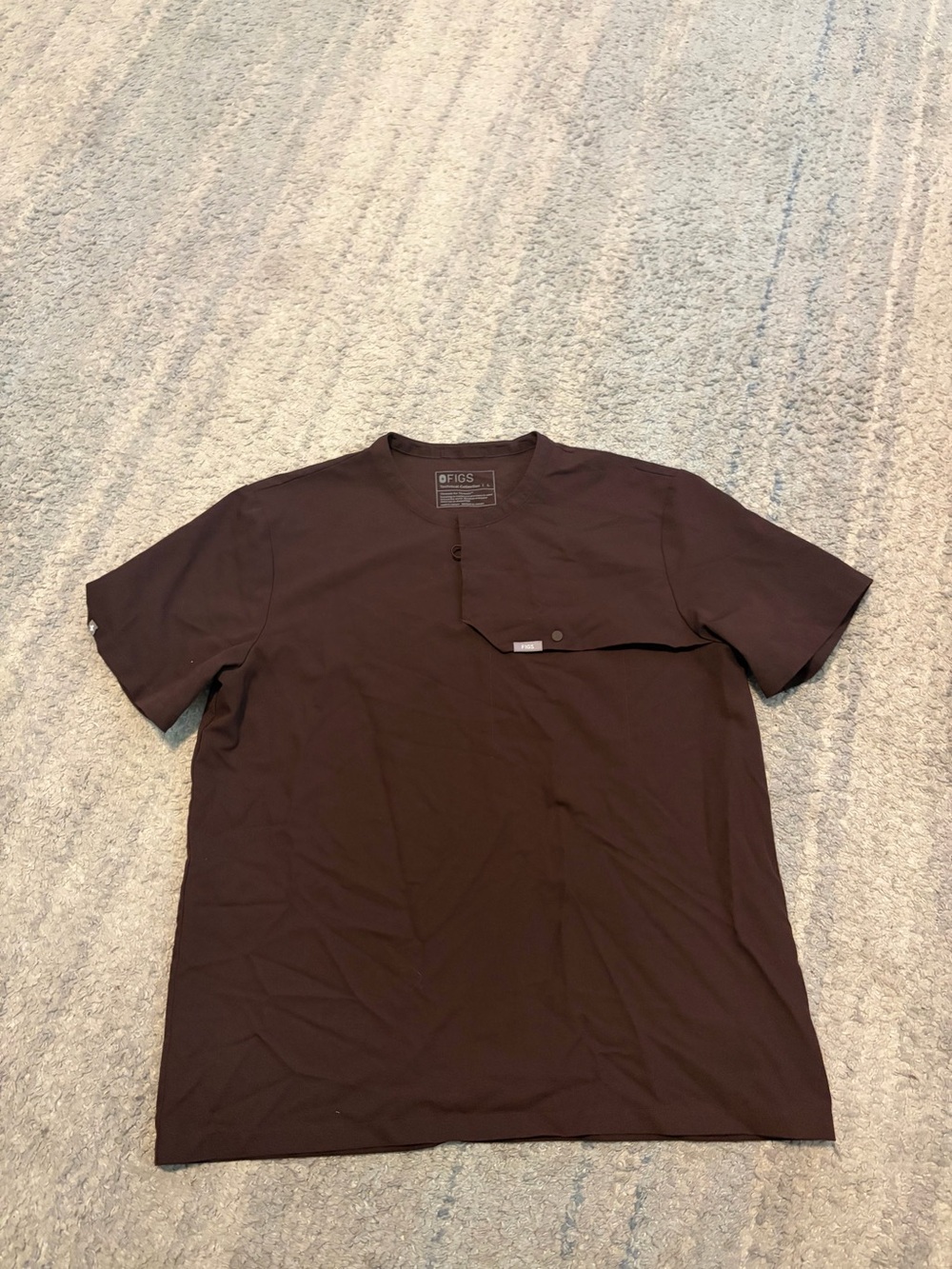 FIGS Technical Collection Men Scrub Top Large Dark Brown Espresso Snap Pocket L⁠